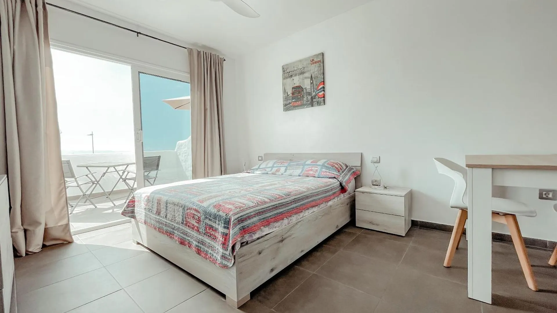 Apartament Ocean View Studio Victoria In Playa De Las Americas Hiszpania